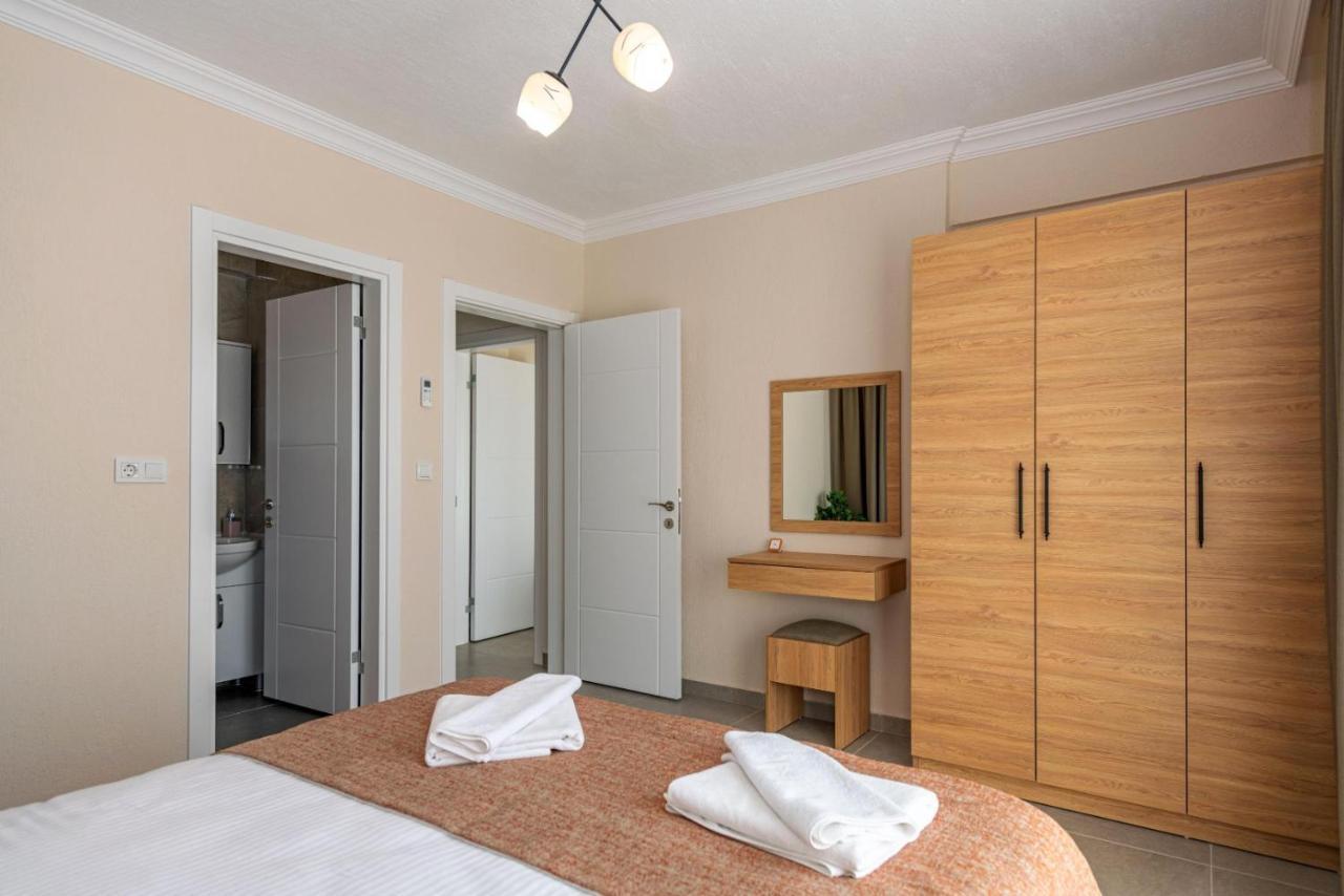 Leona - 5 Bedroom In Villa Fethiye