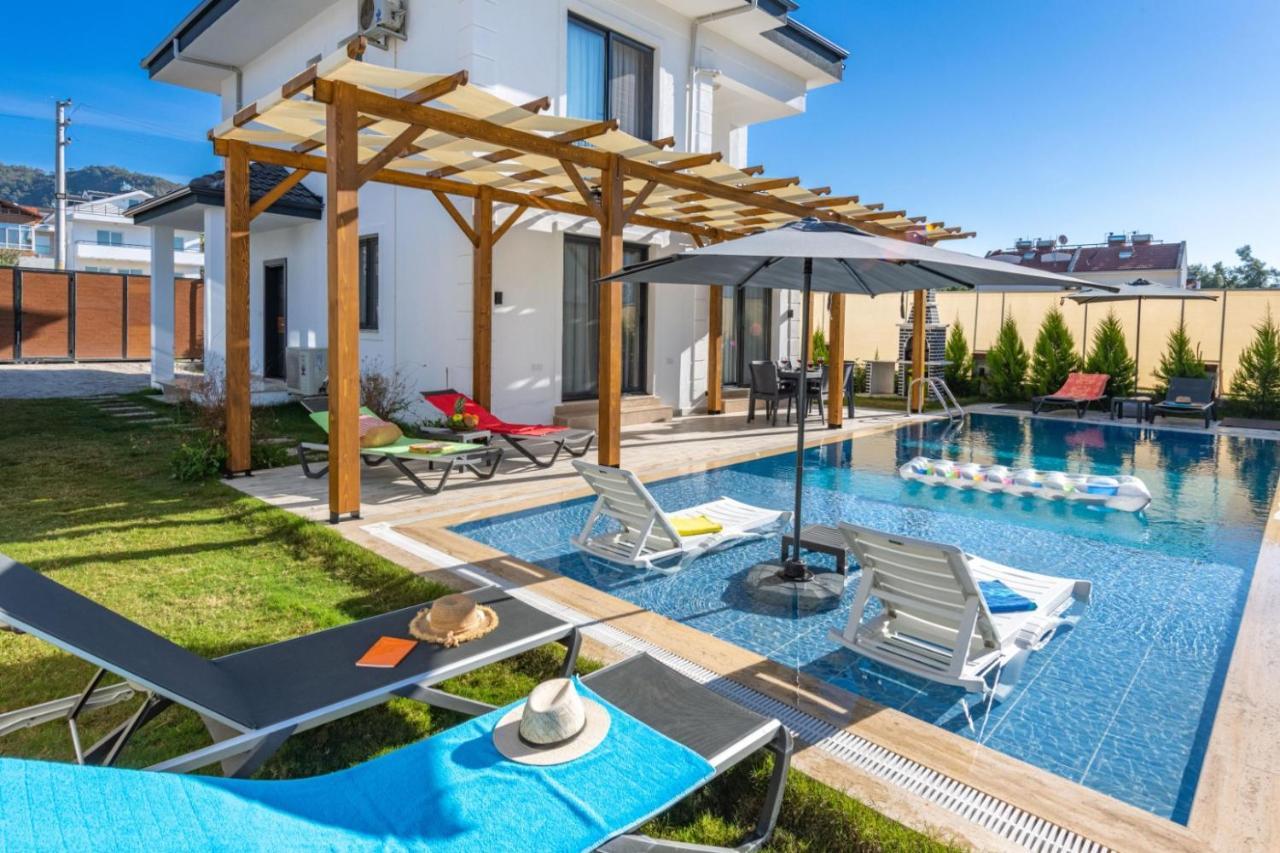 Villa Leona - 5 Bedroom In Fethiye