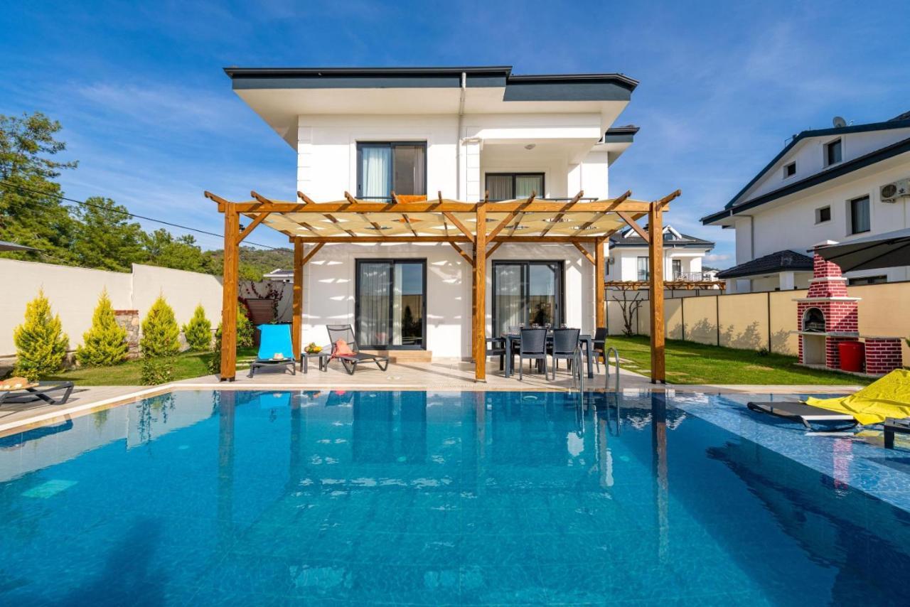 Leona - 5 Bedroom In Villa Fethiye