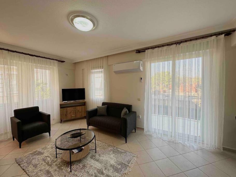 Honey Apartment *