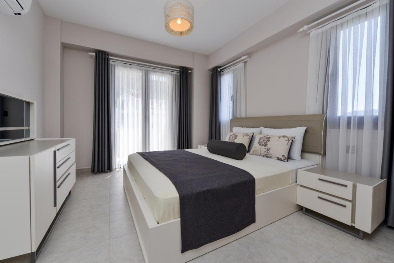 Lorenzo- 4 Bedroom Holiday Villa In Hisaronu Fethiye
