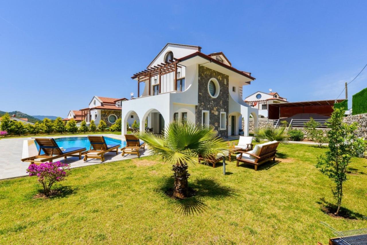 Lorenzo- 4 Bedroom Holiday Villa In Hisaronu Fethiye