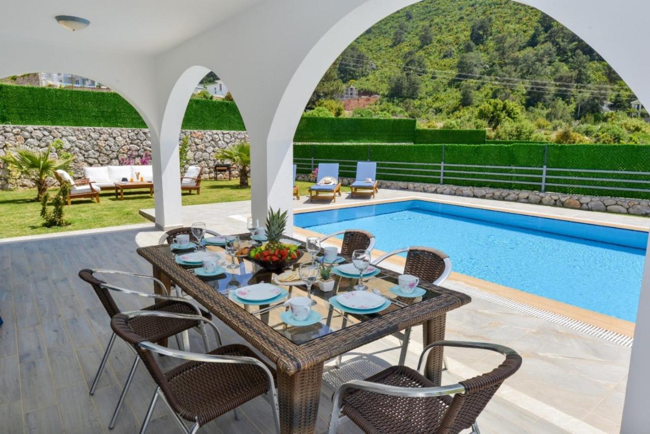 Lorenzo- 4 Bedroom Holiday Villa In Hisaronu * Fethiye