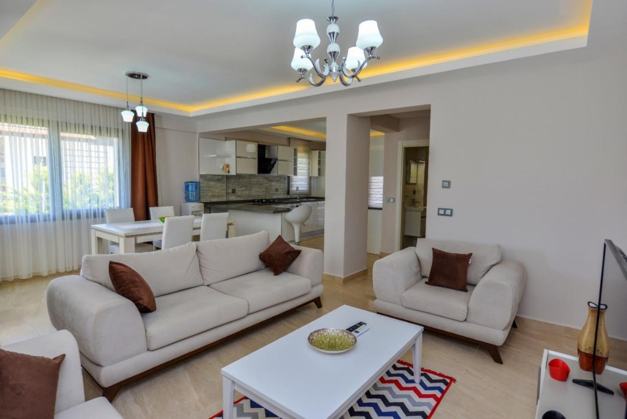 Lorenzo- 4 Bedroom Holiday Villa In Hisaronu Villa *