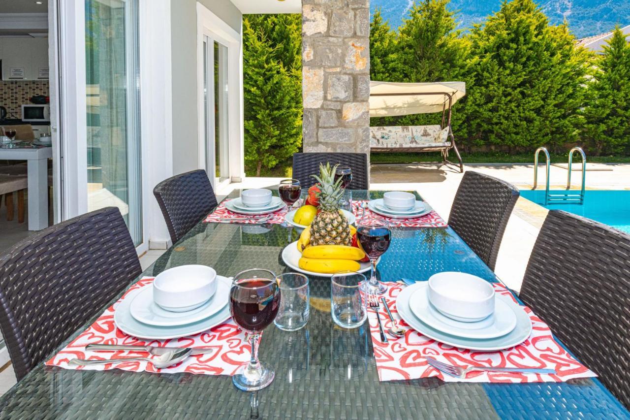 Villa Yasam Park Rena Villalari Oeluedeniz Fethiye