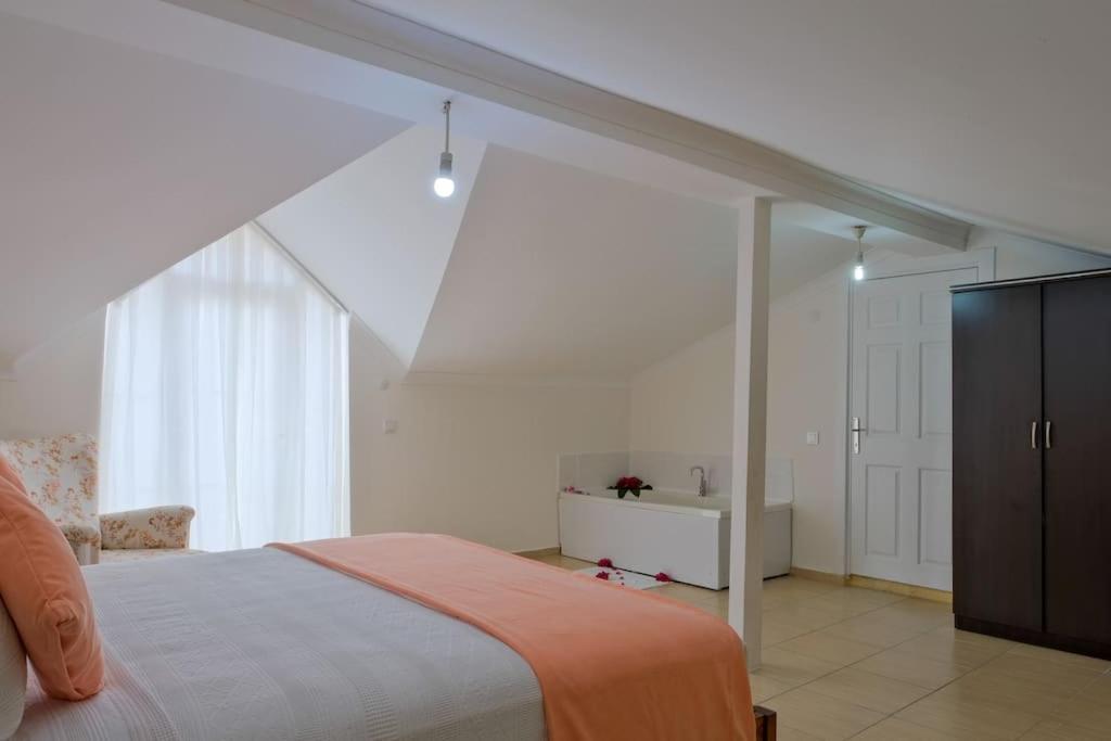 Rose Calis Villa *