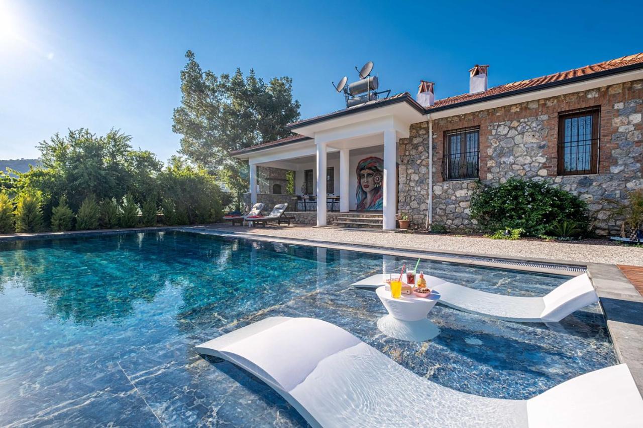 Villa Ayse Gadin *