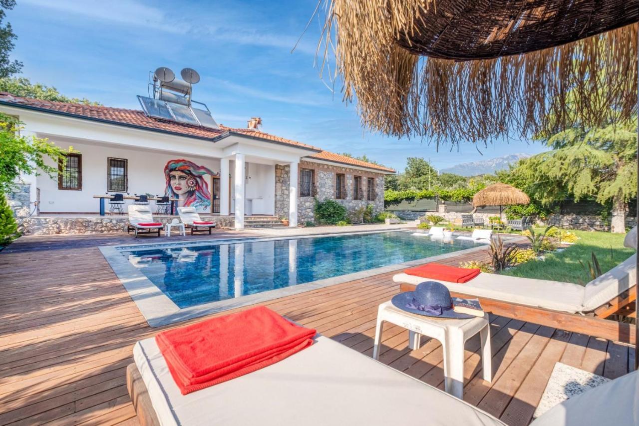 Villa Ayse Gadin *
