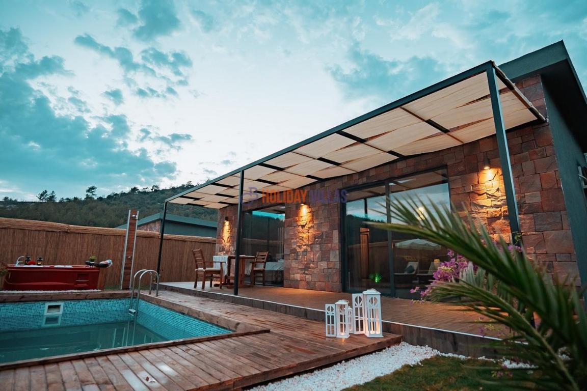 Inhouse Villa