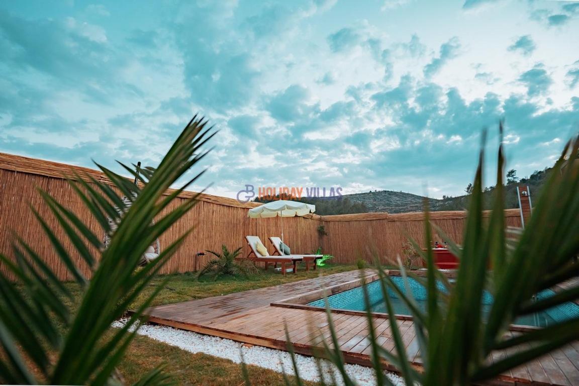 Inhouse Villa
