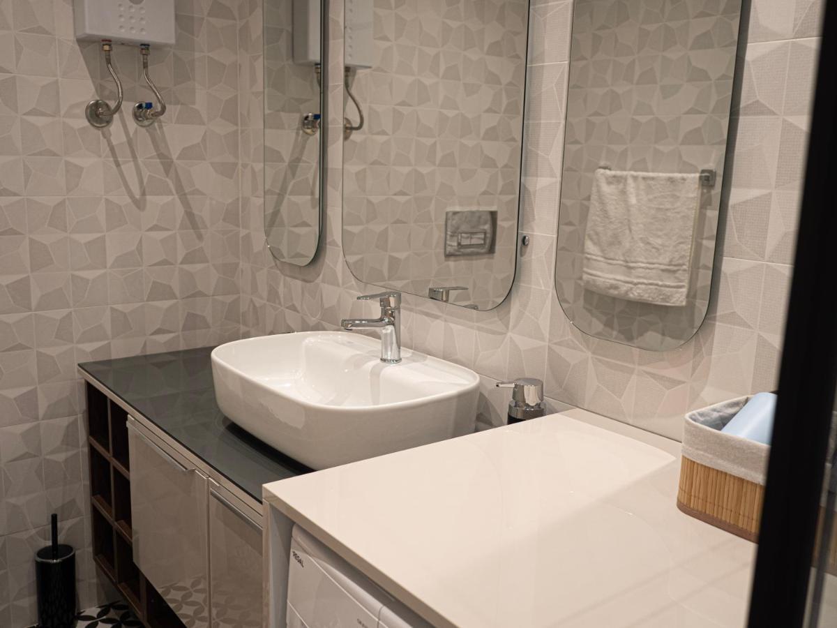 Luxury At Cordon Rezidance 46 Apartment