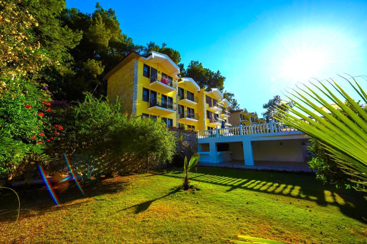Bougainvillea Houses Holiday home *