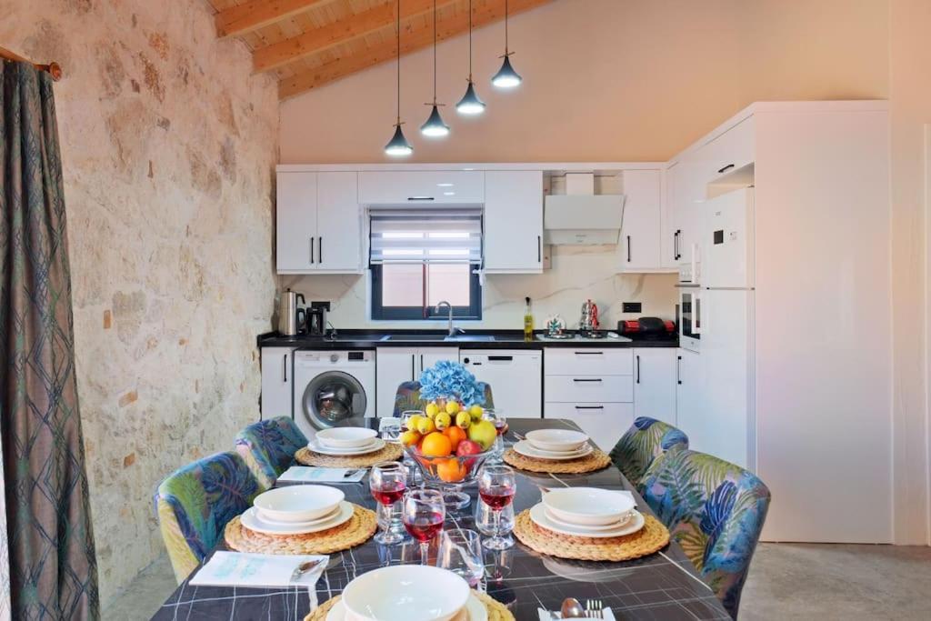Ader 2 Villa