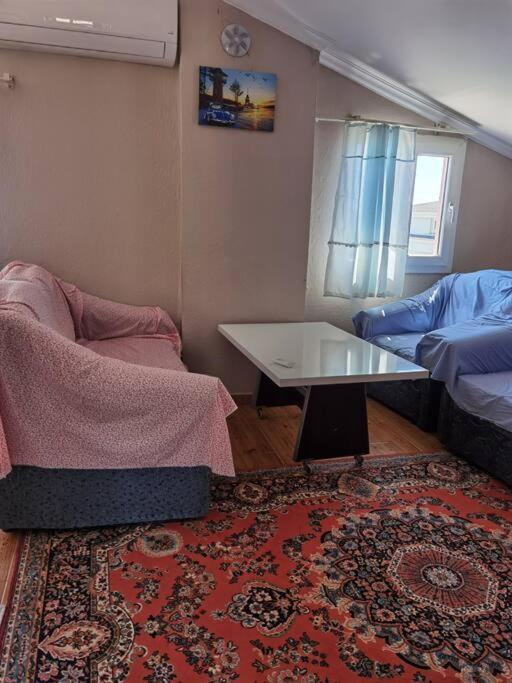 Apartment Sunshine With Terrace Fethiye