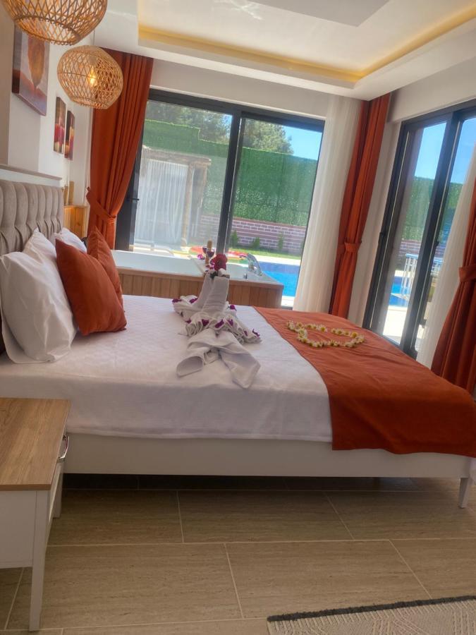Lory House And Sea View *