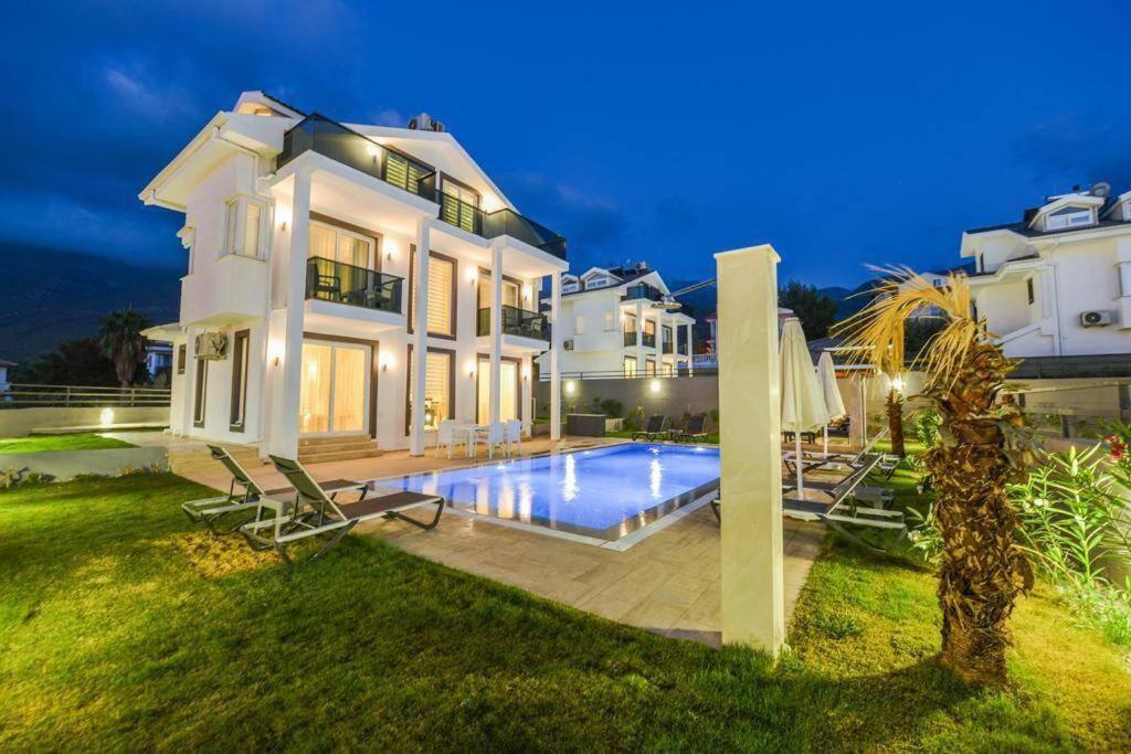Marsel Evi Oeluedeniz * Fethiye
