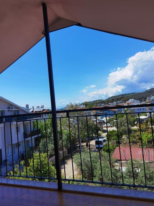 Apartment Sunshine With Terrace Fethiye