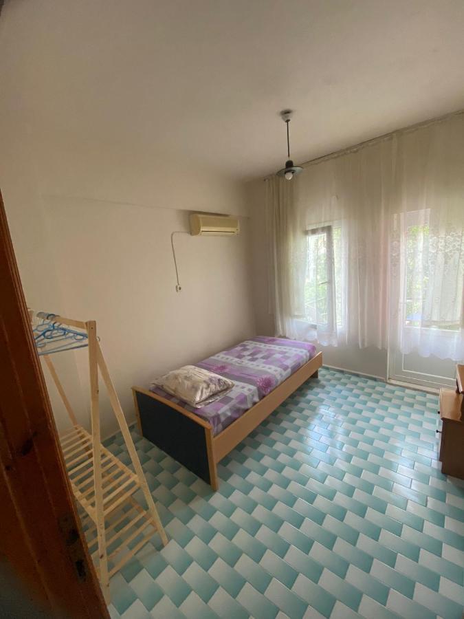 Hostel Adonis Bistro Cafe Bar Fethiye