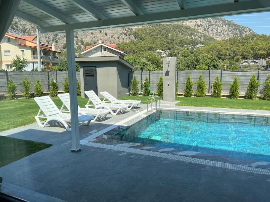 Gocekte 4+1 Havuzlu Luks Villa, Gocek Fethiye