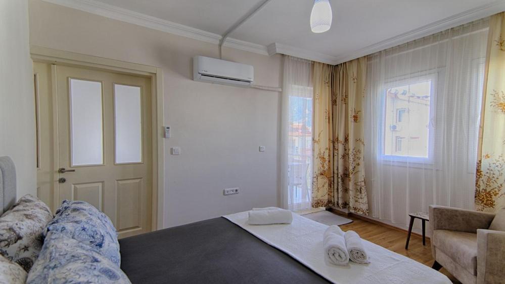Apartment Center Cozy By Lookbookholiday