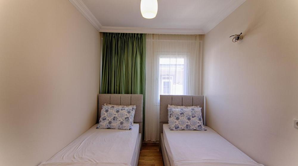 Apartment Center Cozy By Lookbookholiday *