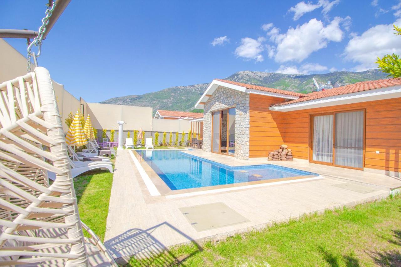Villa Tlos Deluxe 3+1 ,oezel Havuzlu,