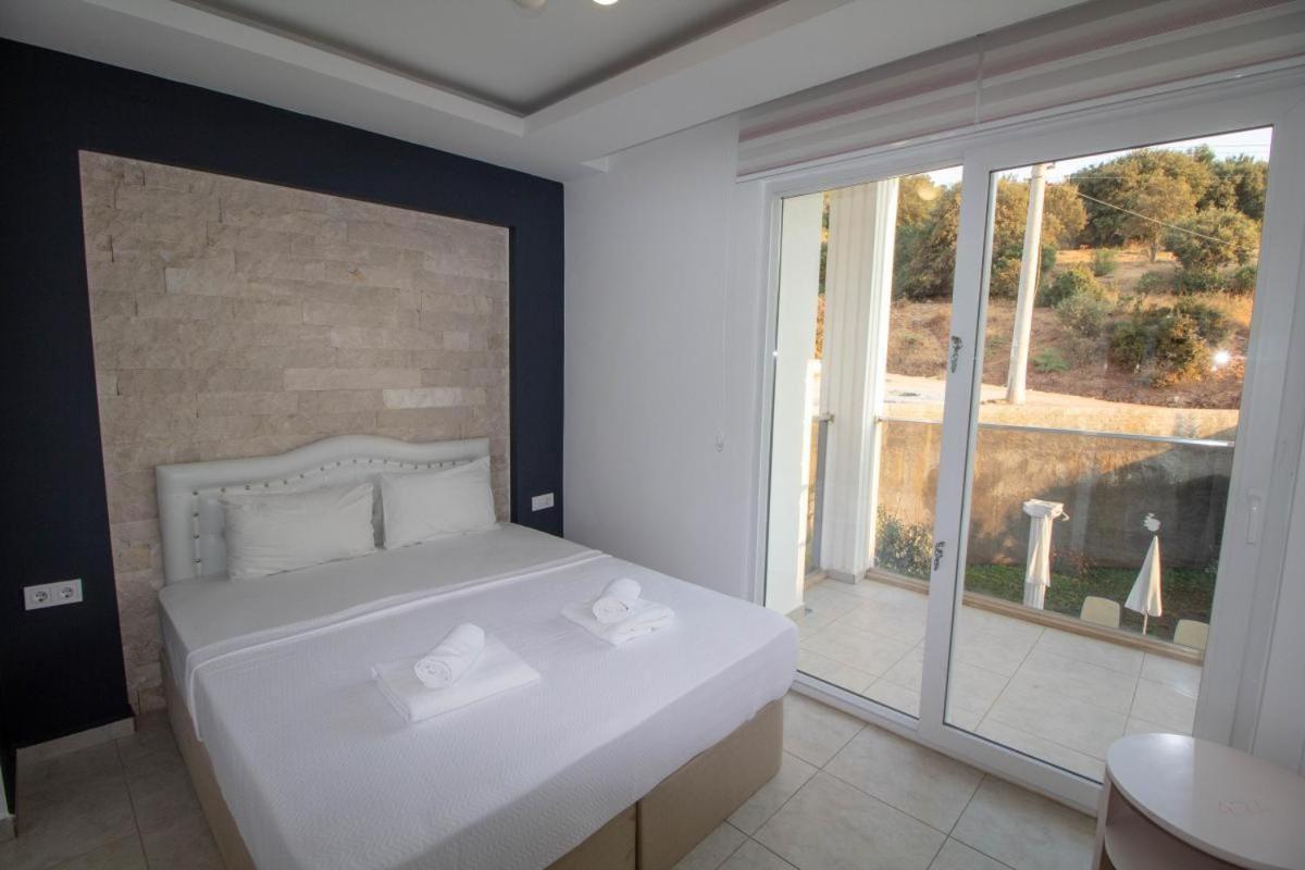 Cihan Villa, Oezel Havuzlu, *