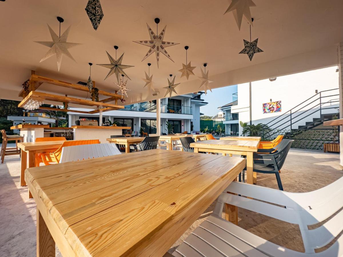 Hotel S-cape *
