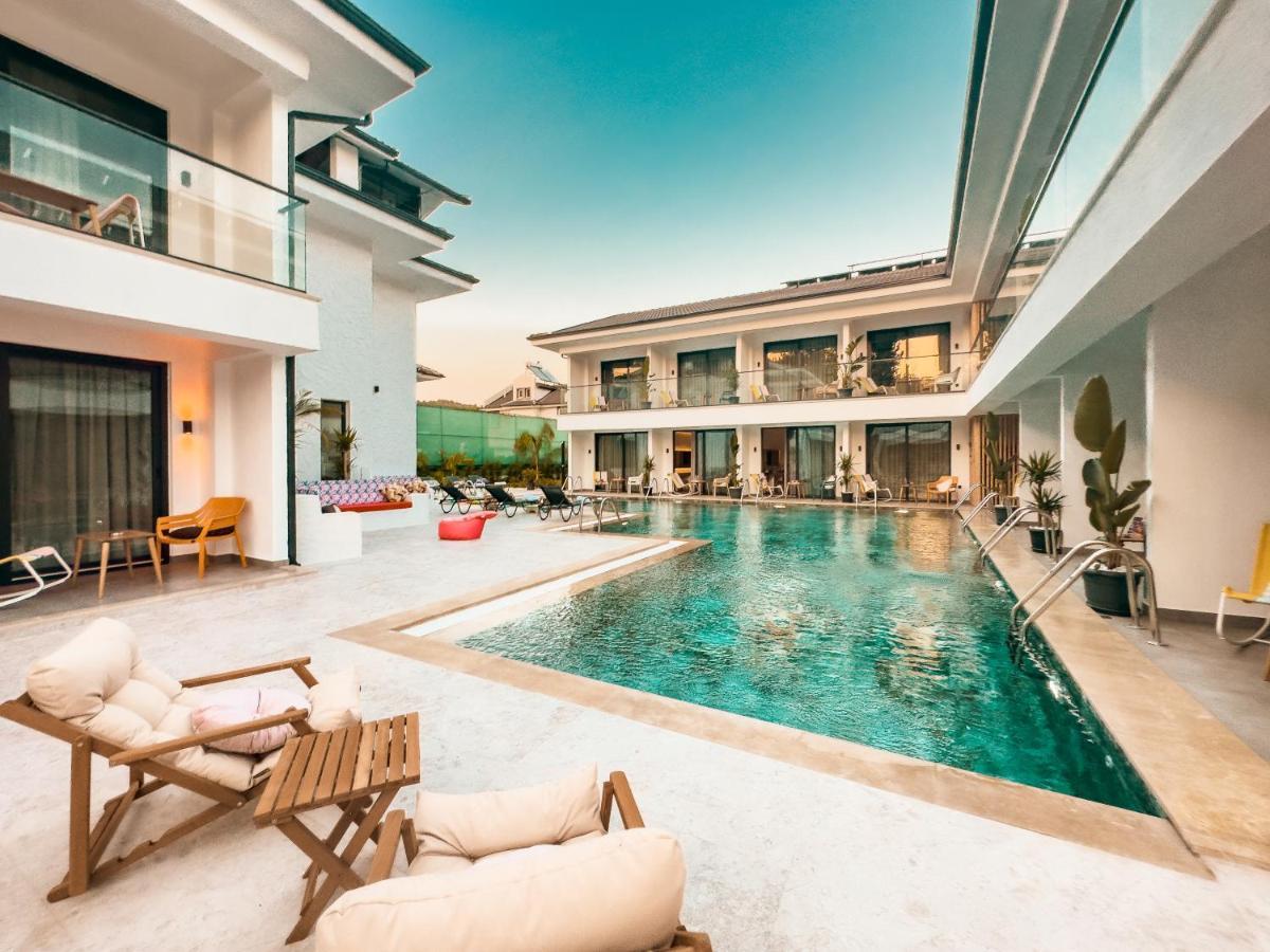 Hotel S-cape *