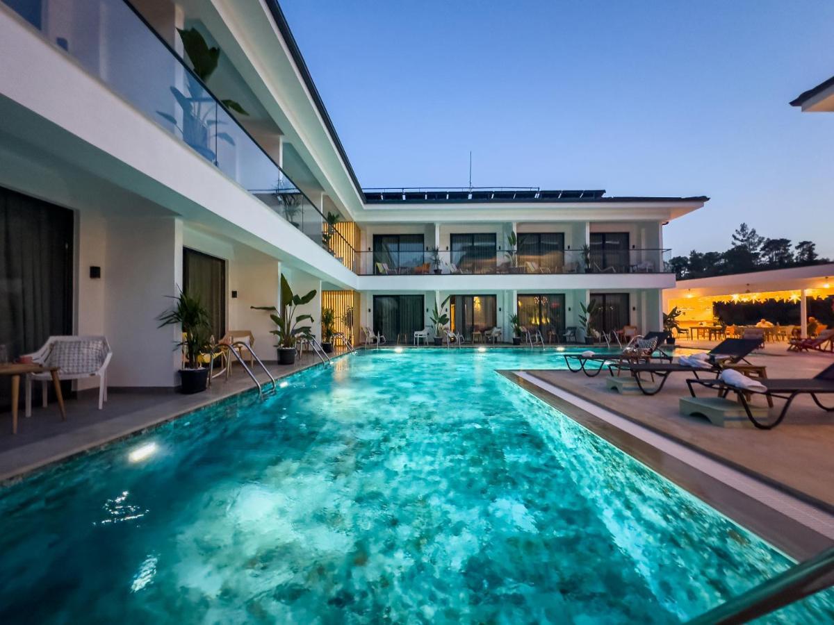 Hotel S-cape *