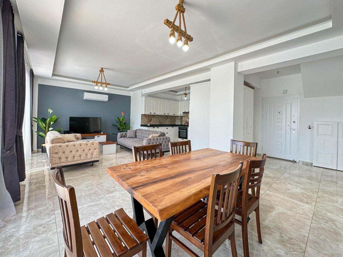 Villa Star Villa, Oezel Havuzlu,