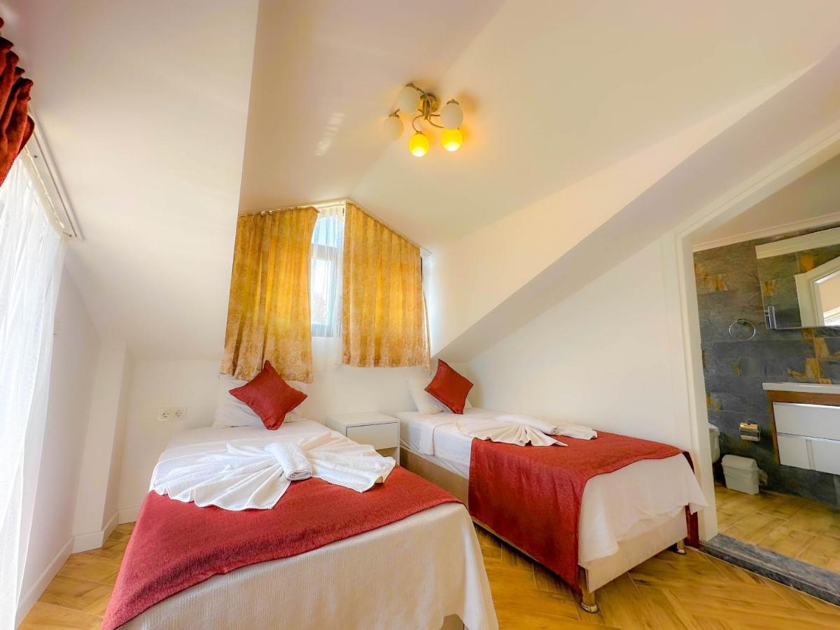 Nokta Park K 4+1 Villa, Oezel Havuzlu *