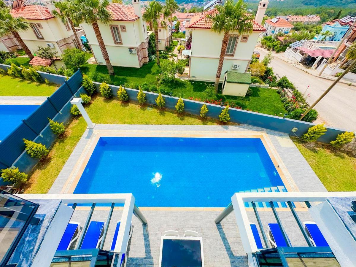 Nokta Park K 4+1 Villa, Oezel Havuzlu Villa *