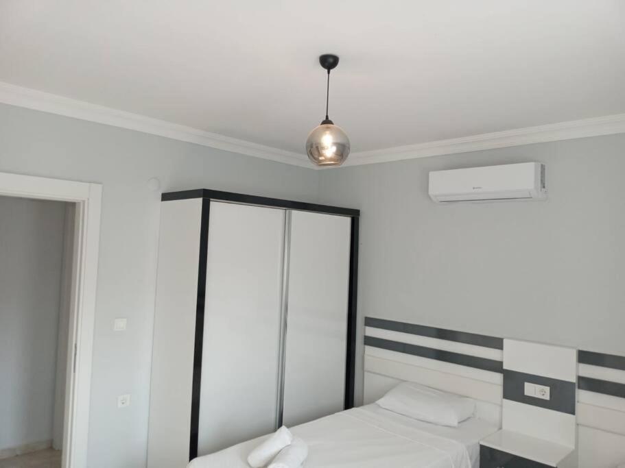 Aliya's Golden Spacious 3 Bed Apartment Fethiye