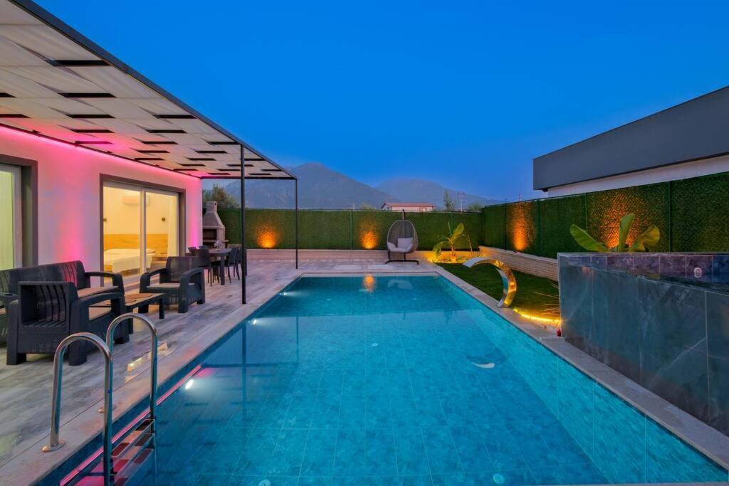 Izci Delux Villa