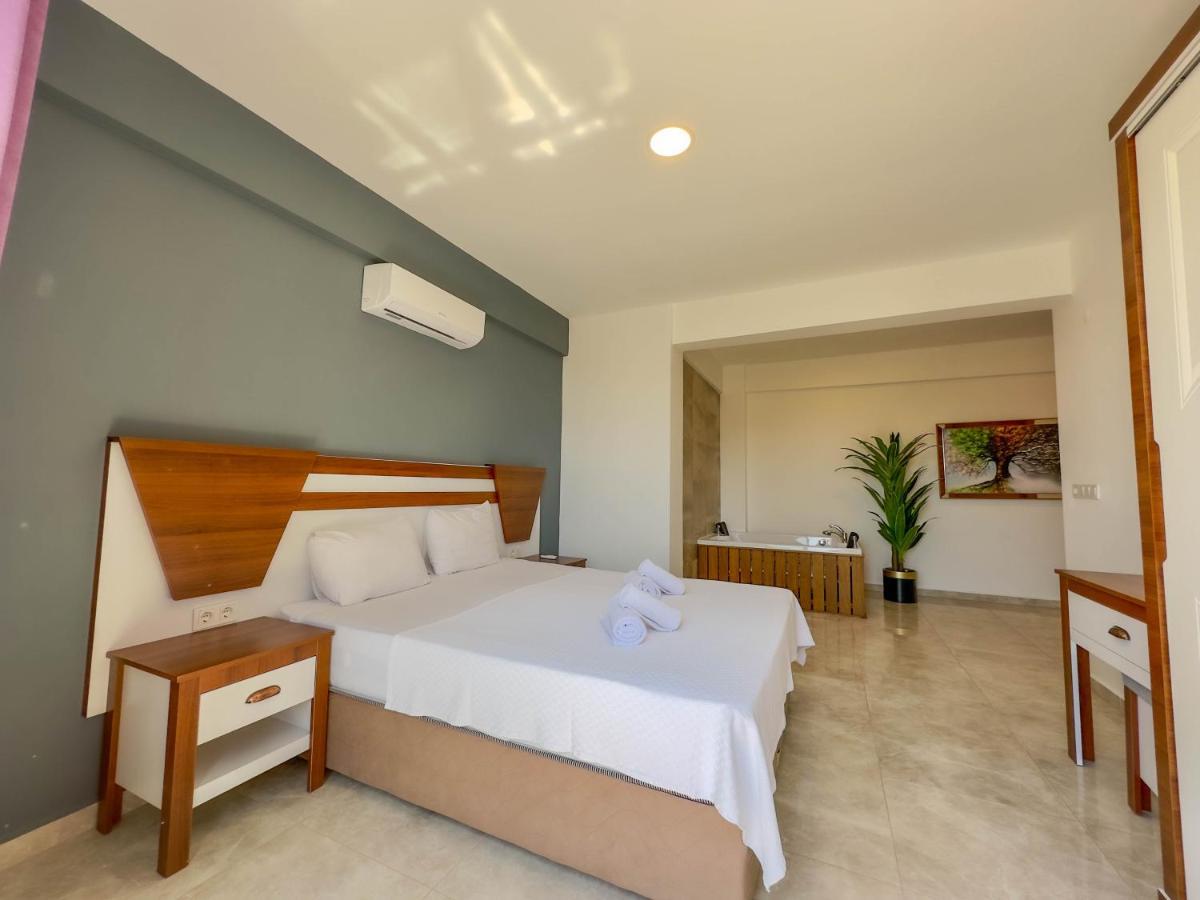 Villa Star Villa, Oezel Havuzlu,