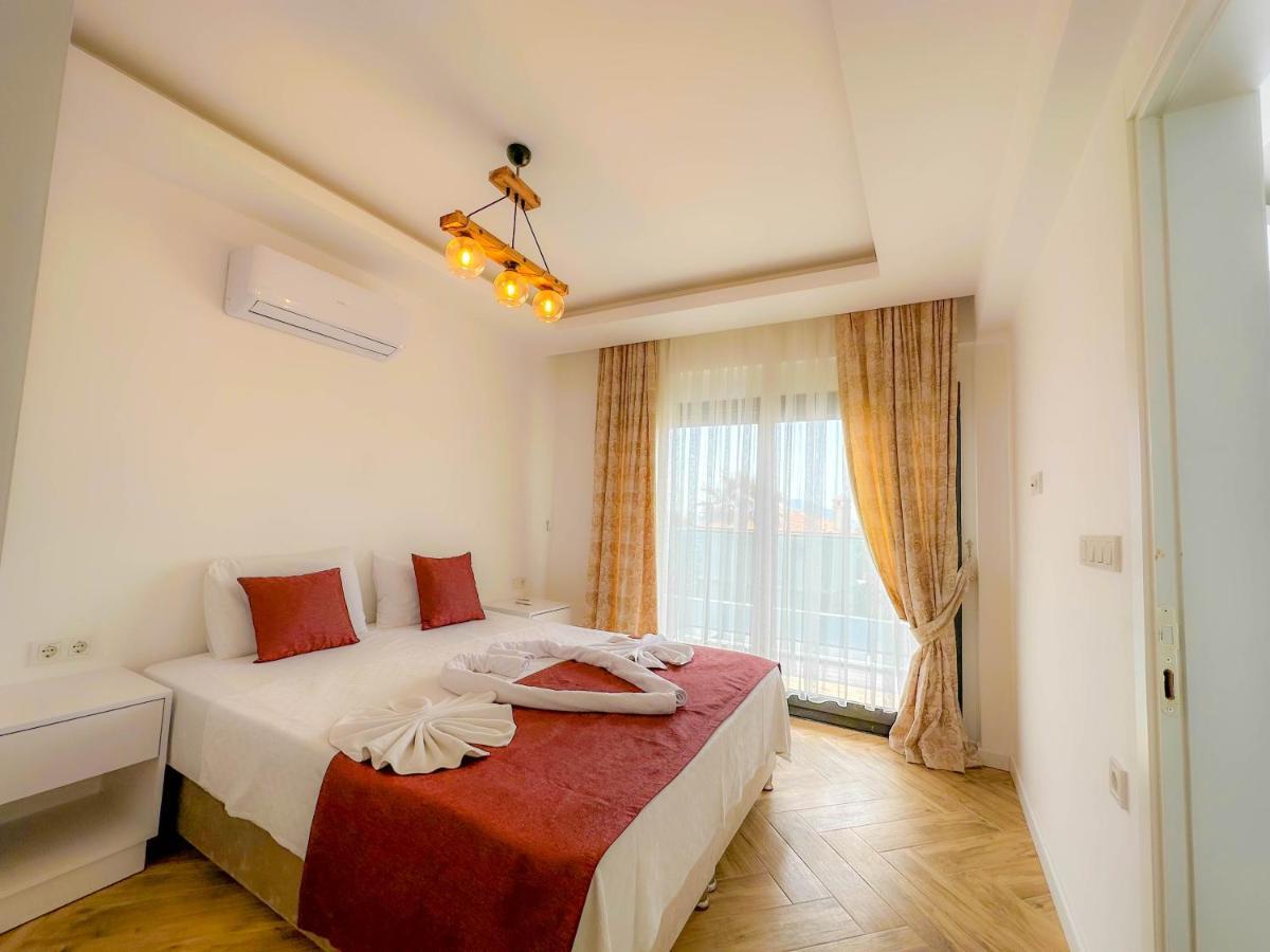 Nokta Park K 4+1 Villa, Oezel Havuzlu Villa *