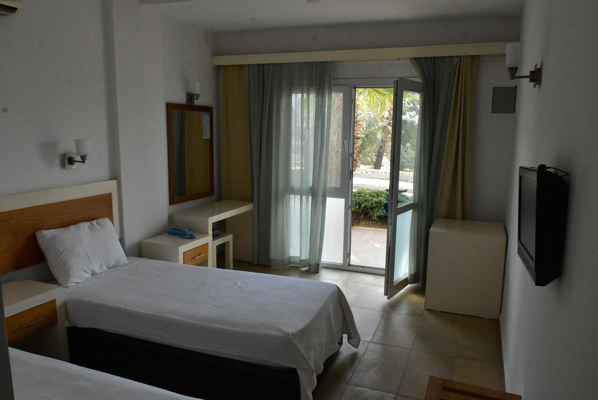 Diana Hotel 3*