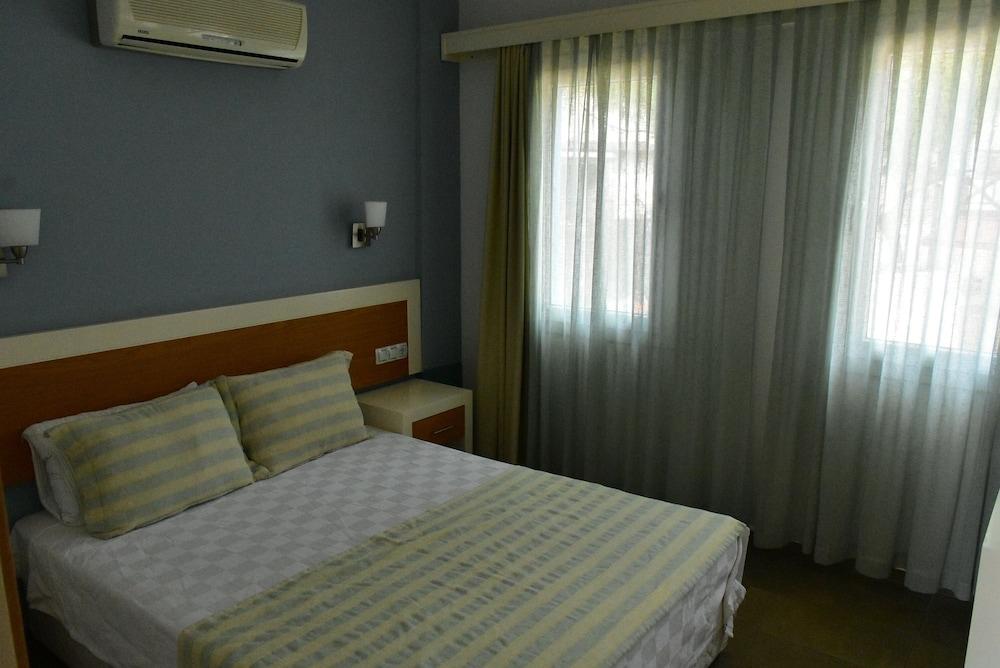 Hotel Diana 3*