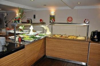 Makri Hotel