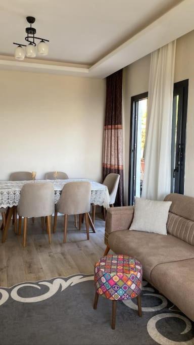 Villa Camguzeli Kivili Konak'ta! *