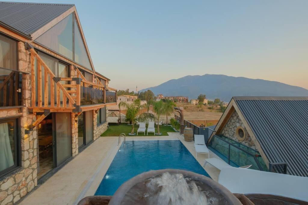 Kaydirakli Ve Akvaryum Villa *
