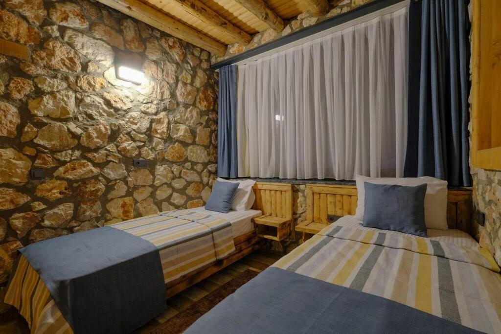Kaydirakli Ve Akvaryum Villa *