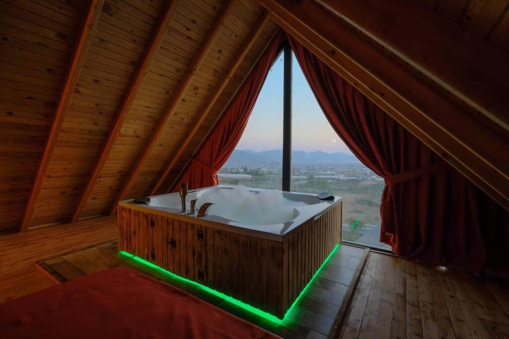 Villa Kaydirakli Ve Akvaryum Fethiye