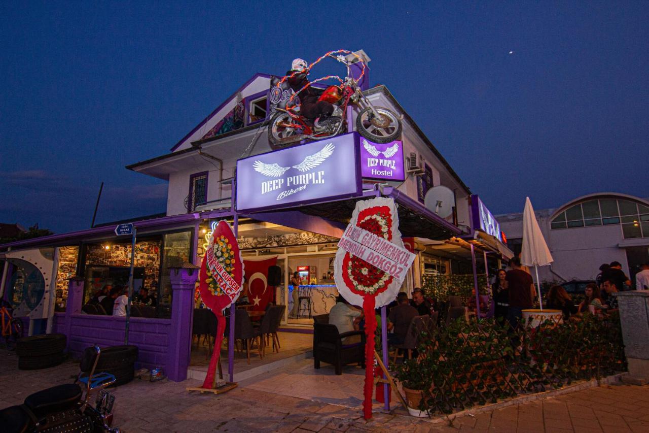 Hostel Deep Purple Bikers