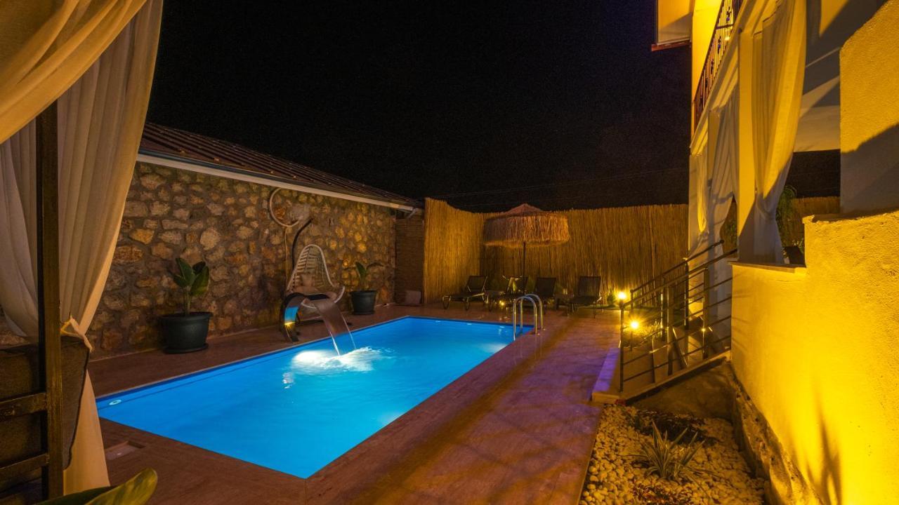 Egee Villa *