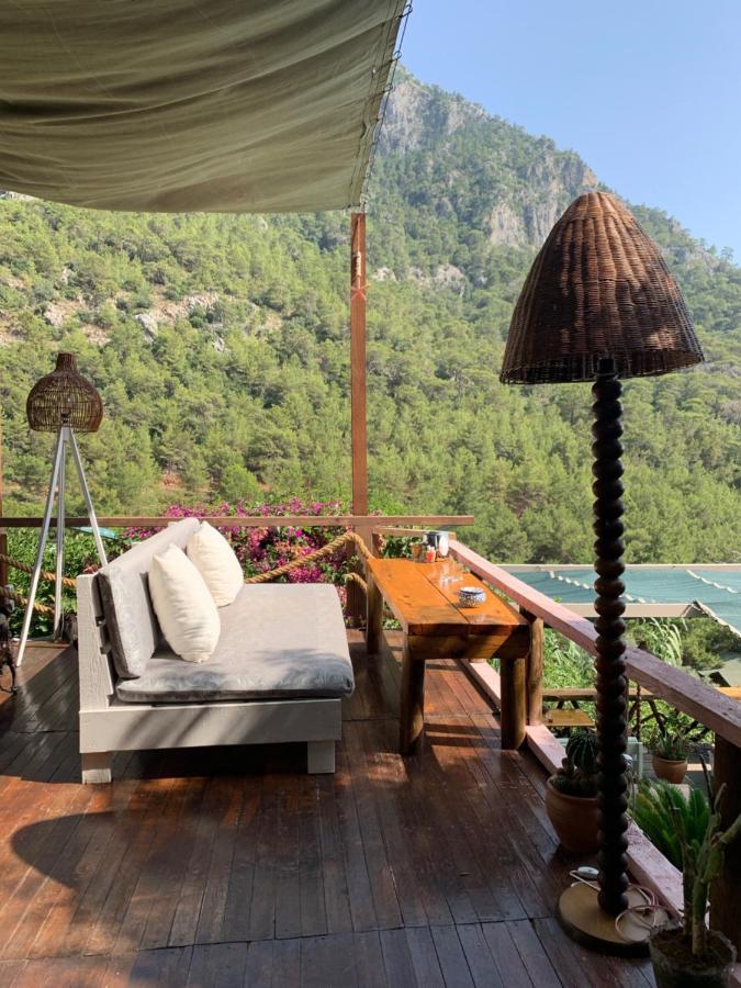 Bamboo With Sea View In Kabak Bay, Oeluedeniz Hotel