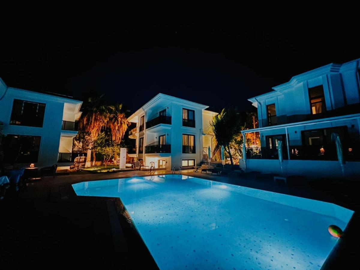 Marla Hotel