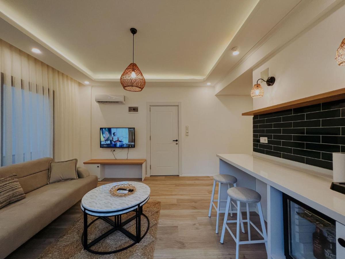 Marla Hotel *