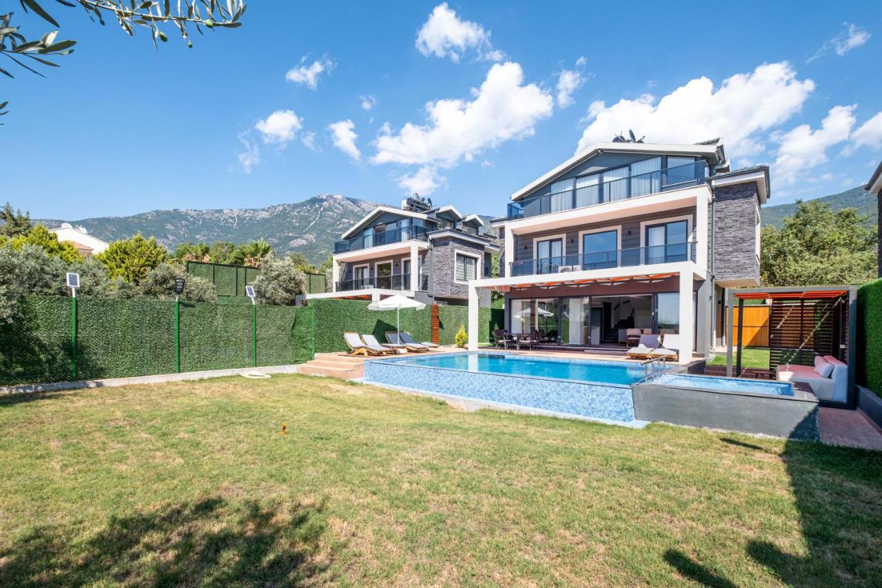 Villa Luxurylifevillas 1-2-3-4 *